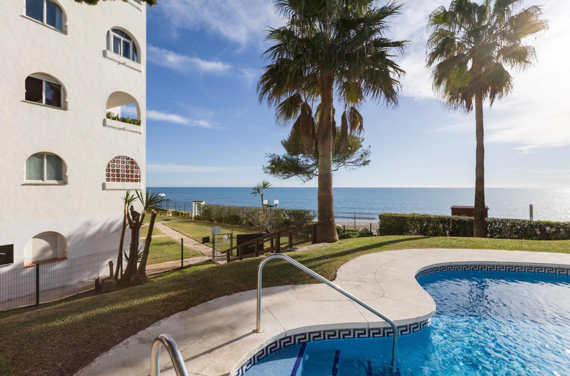 Oceanfront Mijas Daire Dış mekan fotoğraf