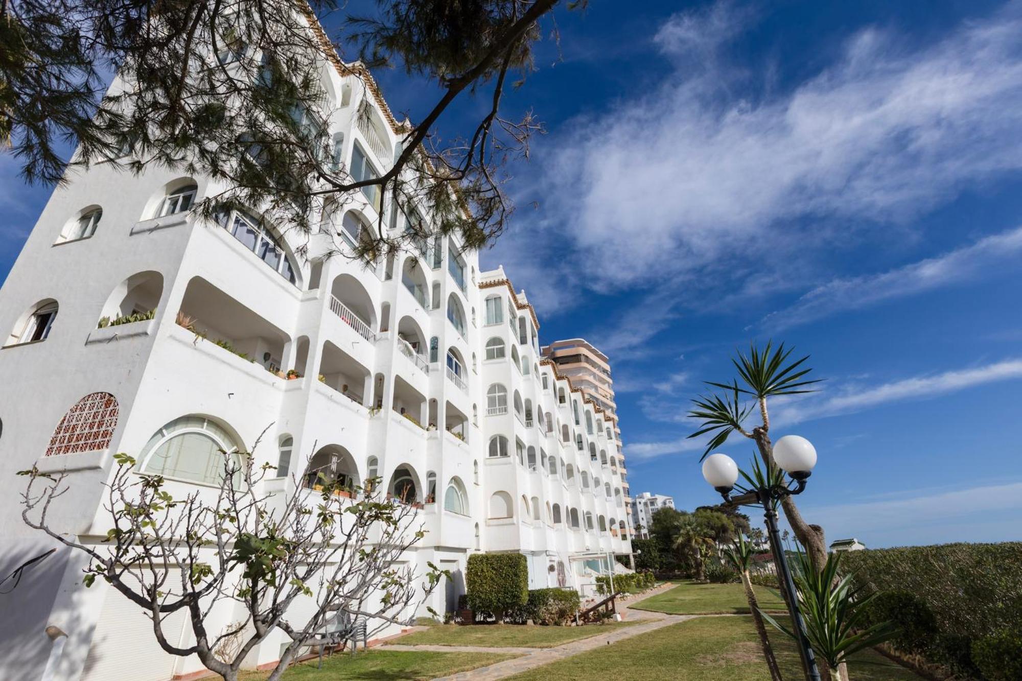 Oceanfront Mijas Daire Dış mekan fotoğraf